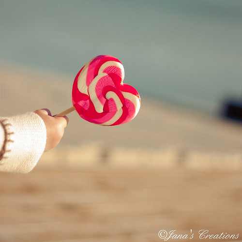 candy,lollipop,beautiful,child,love,pink-4b64ea8e1255c4133eb0e3597c3dfc4b_h - x_Lollipops_x