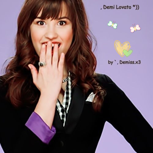 0069536513 - x Demi Lovato x