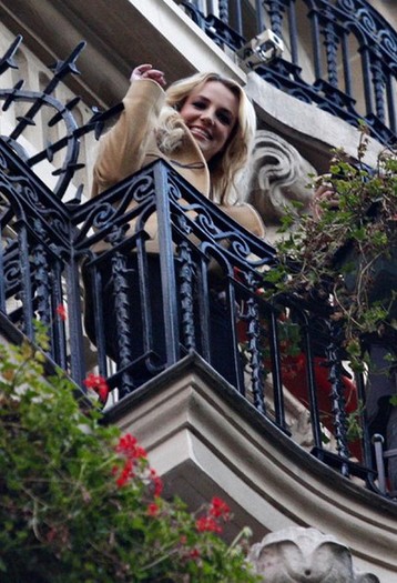 Britney+Spears+Leaving+La+Star+Academy+TV+RKnmAfUh0Jql