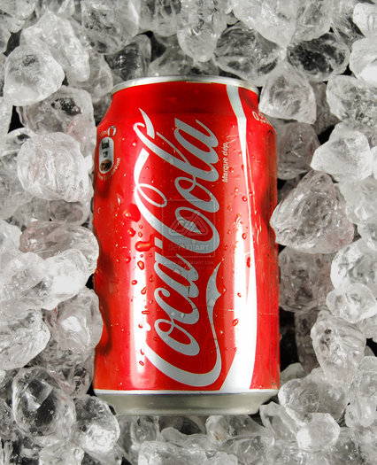 Coca_Cola_in_ice_by_m0rfine