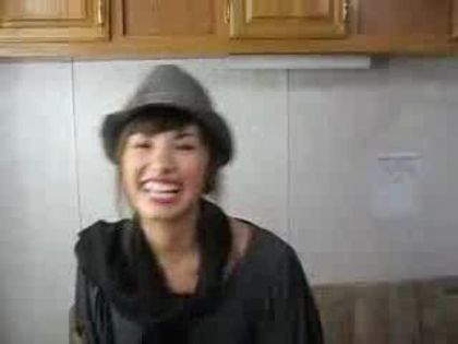 demilovato_net-jonasimpressions-0019 - Demi Lovato Does Jonas Brothers Impressions