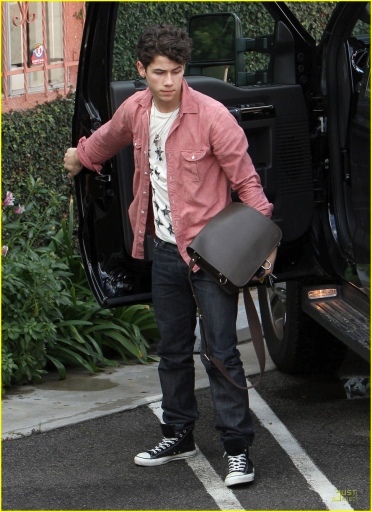 normal_nick-jonas-west-hollywood-05 - Nick-arriving at studio in West Hollywood