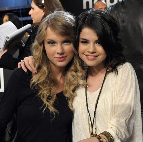 Selena-Gomez-says-that-Taylor-Swift-can-solve--eve_large