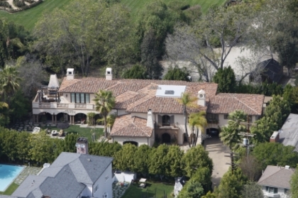 Miley Cyrus - Cyrus Family House (8)