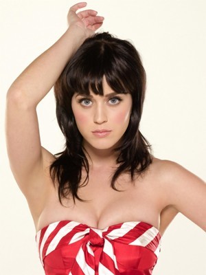 Katy_Perry_promo_red_strapless_dress_300x400_160708