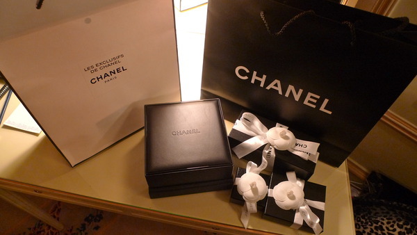 So sweet, Doug surprised me with some presents from one of my favorite stores - CHANEL - LOVES IT!