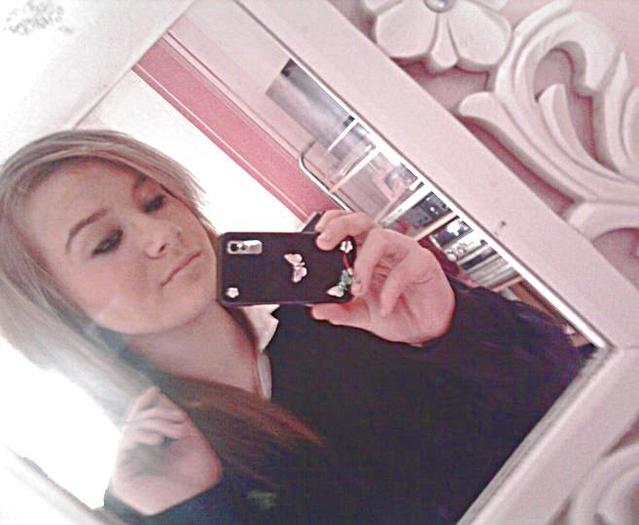 meee Ages agoo :); :D
