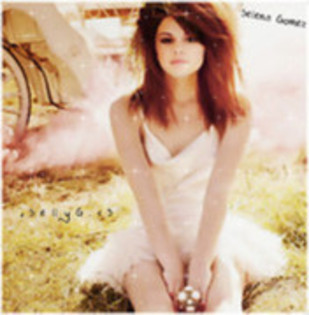 40196401_GMMPYPQUQ - selena gomez glitter and wallpapper