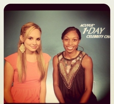 . Live Chat . ♥ - x - Live Chat at Cambio Studios - x