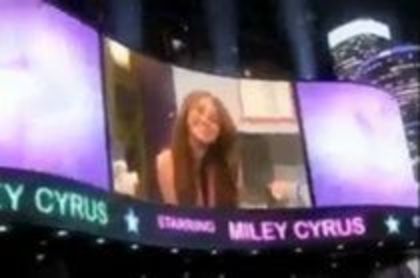 26053819_ARVLCRYZU - x miley forever intro