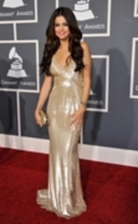 0 x - GRAMMYS - x 0 (23) - Selena Gomez Award Shows 2O11 February 13rd Grammy Awards