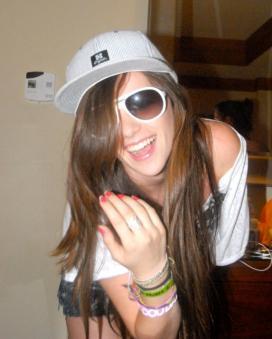 caitlin-beadles-pic_272x339