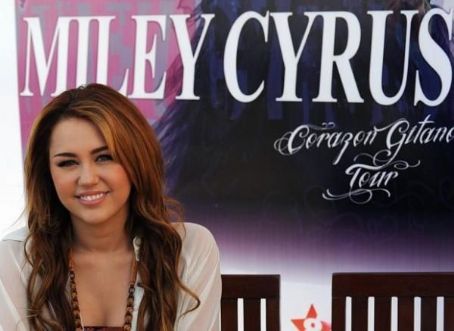 @MileyCyrus=)