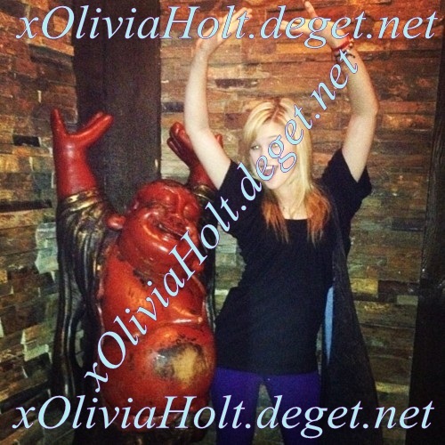 Olivia - Holt - Rare - Photo - 014; Dance :x
