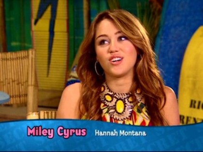 normal_HANNAH_007 - Brandi-Cam on the set of Hannah Montana 3