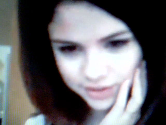 Selena Gomez Live Chat (94)