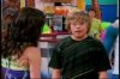 selena gomez in the suite life on deck (51)