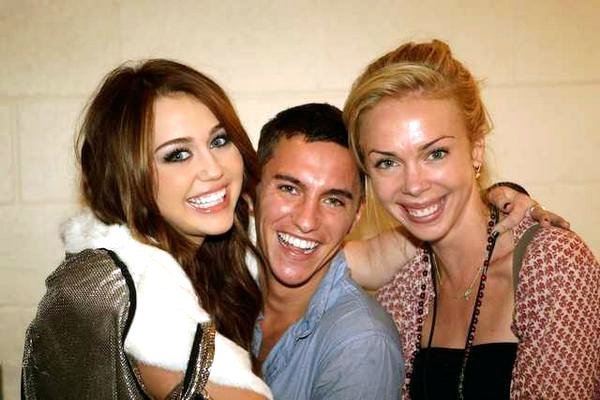 Miley and friends - Rare pics with Milluss