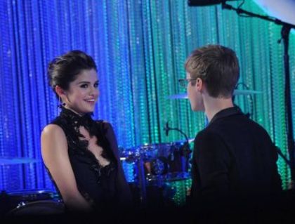 normal_073 - Selena Gomez Award Shows 2O11 VMA MTV Video Music Awards