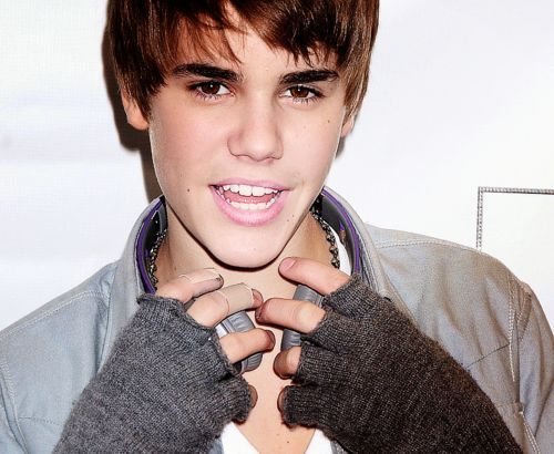 Justin-Bieber-s-17th-Birthday-Present-1-7-Million-Condo-2