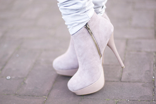 White Boots =]