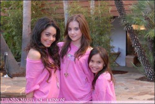 hehe 3 pink girls - Friends and Family 2