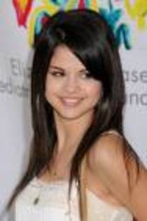2 - Selena Gomez