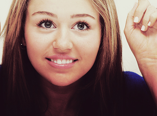 My SoU`l , My LovE My OxIgEn.:x` Is Miley`!! :).