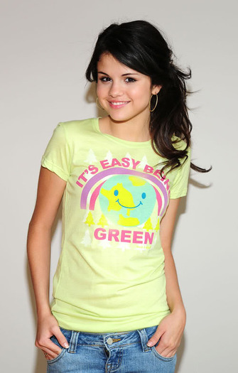 selena-gomez-shoot-6168-8