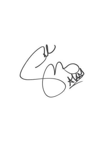 SelenaAutograph5