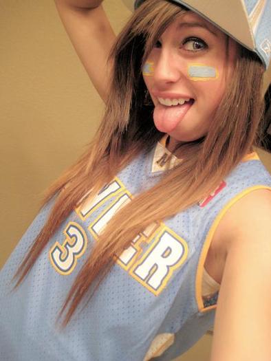 NUGGETS GAME (2)