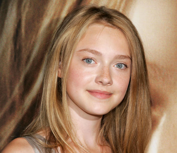 gs_dakota_fanning_080918_m