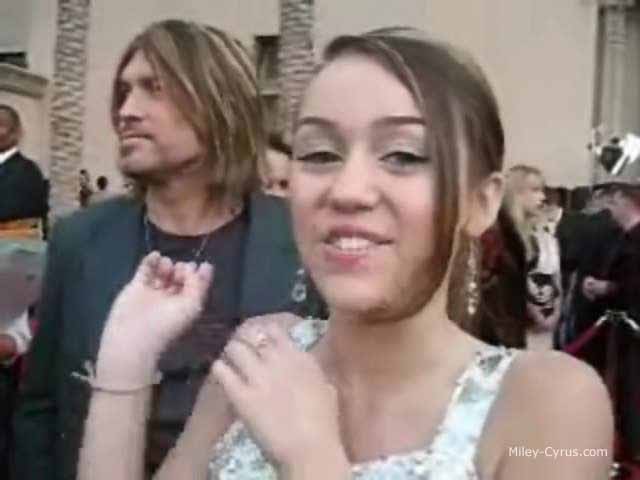 Miley (11) - Miley Cyrus - Bop TV AMAs Red Carpet - November 21st 2006 Screencaptures