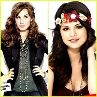 demi-selena-seventeen-style