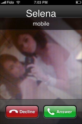 sel calling me - 0-Proofs-my iphone-0