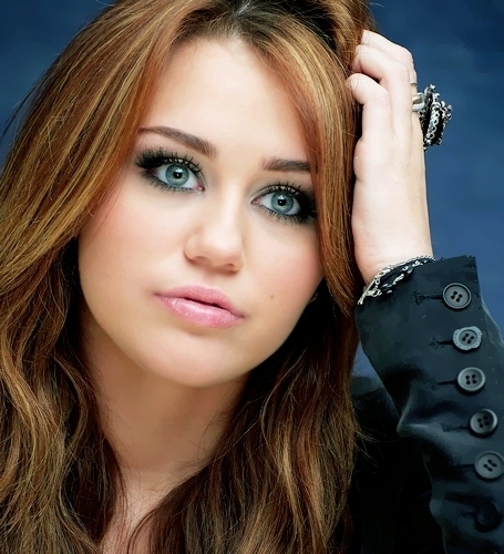 mileymileycyrus12518286