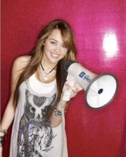 16133638_KLIIXYNHN - Sedinta foto Miley Cyrus 17