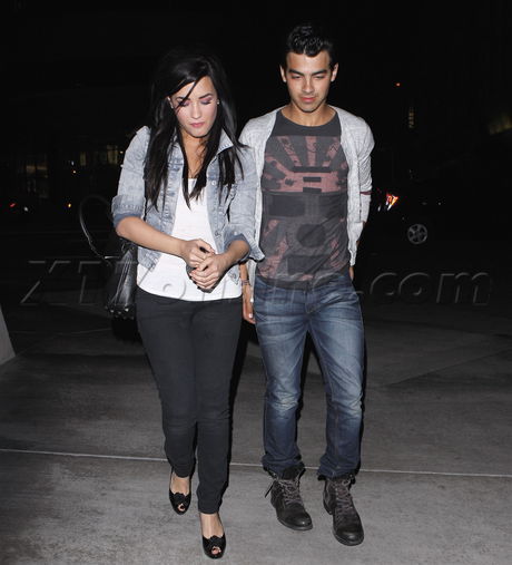 MQ019 - JOE and Demi-Out at Arclight Cinemas in Hollywood
