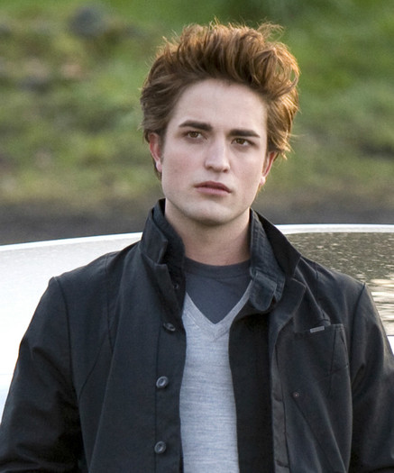 1006_Pattinson_Twilight_DeanaNewcomb