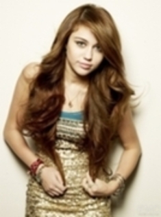 20398981_YFORWZPVL - miley cyrus rare and personals photos