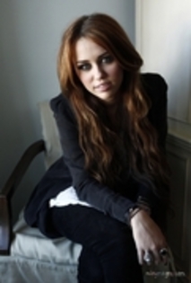 16137112_CJZSBKSRS - Sedinta foto Miley Cyrus 43