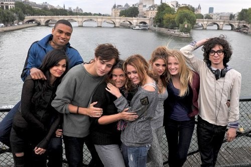 Filming LOL in Paris. xD (43)