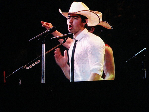 Houston Rodeo 2010 Jonas Brothers & Demi Lovato (4) - Houston Rodeo 2010 Jonas Brothers and Demi Lovato
