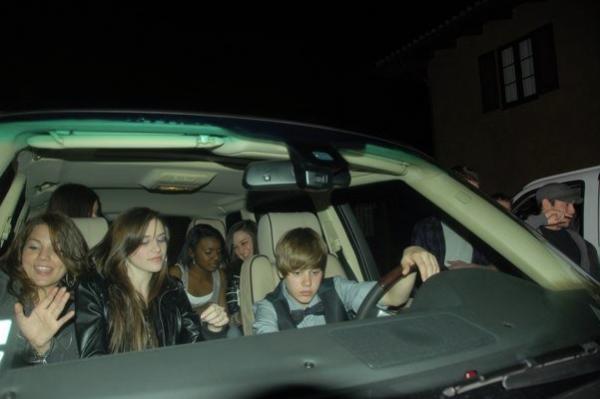 Justin Bieber 16 B-Day (1)