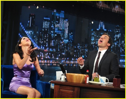 selena-gomez-bday-fallon-12