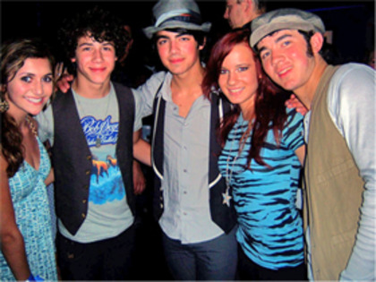  - Jonas Brothers Live at the Roxy