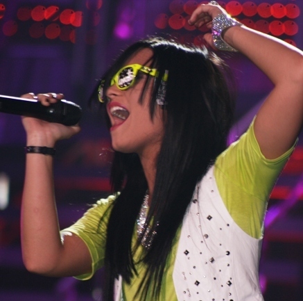 demi live2 - Pics for OurWorldx