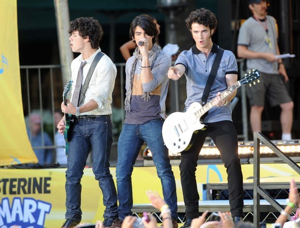 The Jonas Brothers Perform On ABC's Good Morning America (11)