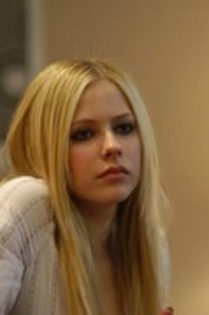 10262267_XRQVABMXJ - Avril  Lavigne