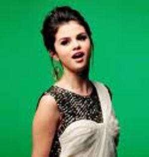 image - selena